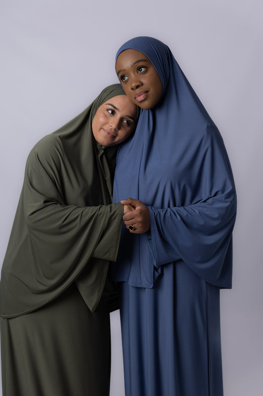 Abaya with scarf
